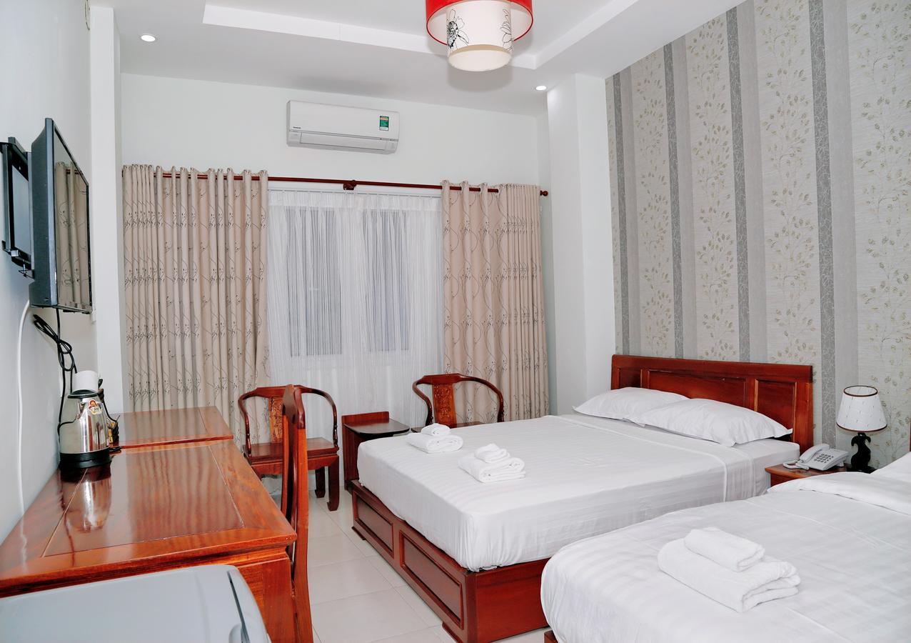 Kien Hotel 2 Хошимин Екстериор снимка