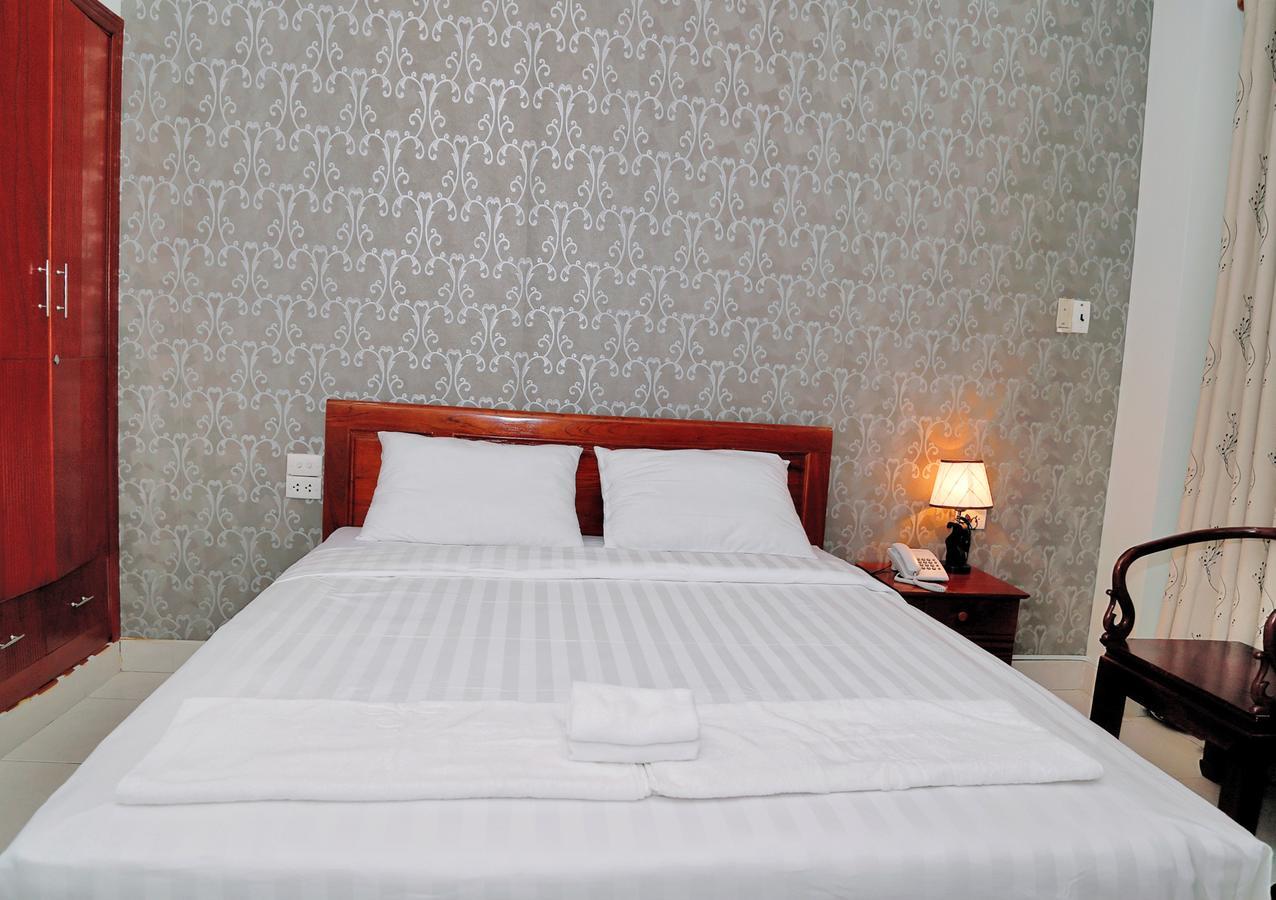 Kien Hotel 2 Хошимин Екстериор снимка