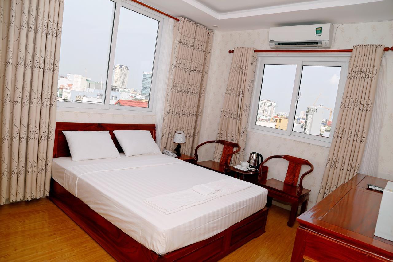 Kien Hotel 2 Хошимин Екстериор снимка